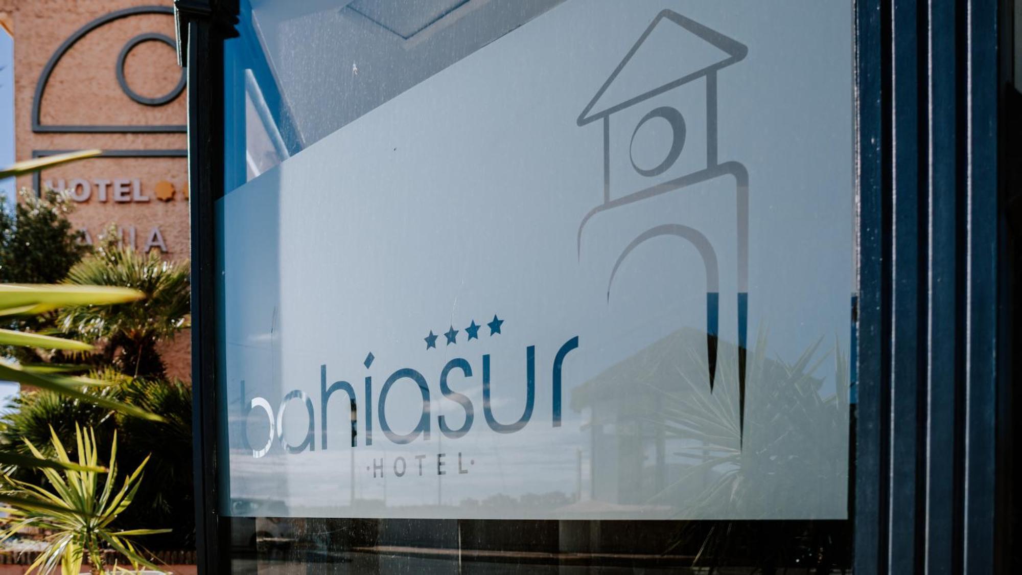 Hotel Bahia Sur Сан Фернандо Екстериор снимка