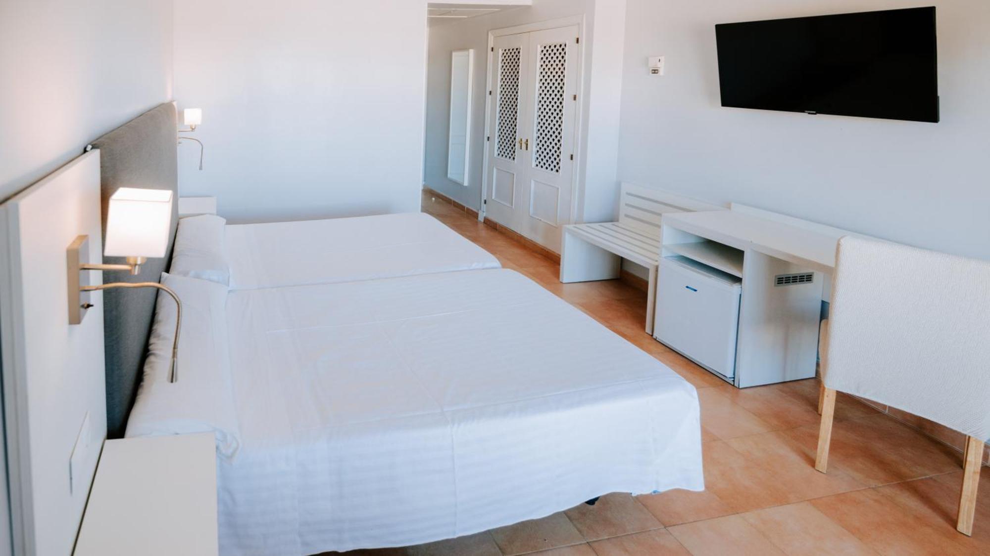 Hotel Bahia Sur Сан Фернандо Екстериор снимка